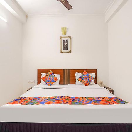 Fabhotel Sai Residency Агра Екстериор снимка