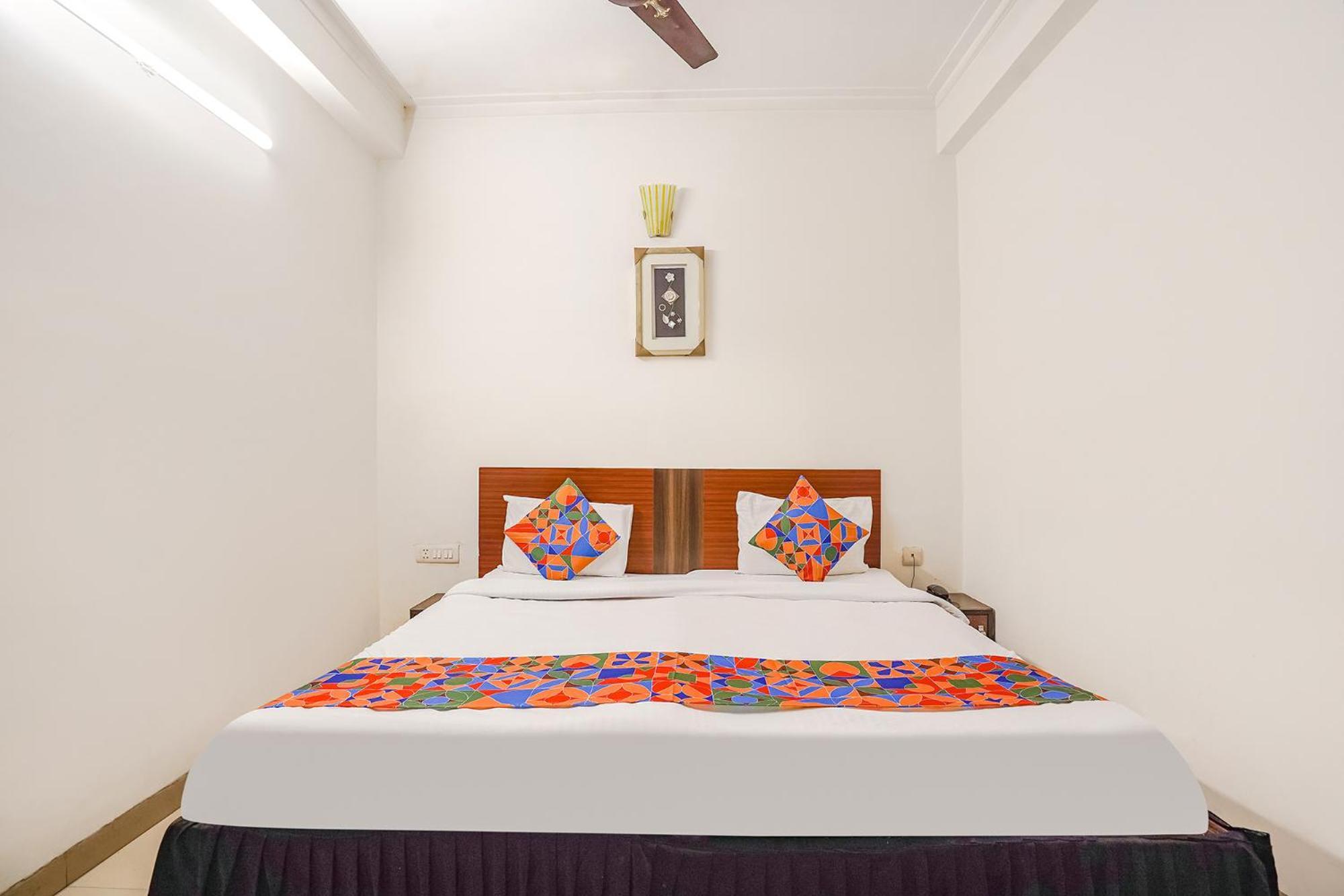Fabhotel Sai Residency Агра Екстериор снимка