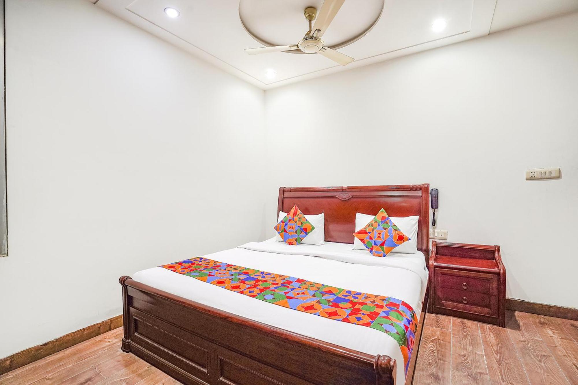 Fabhotel Sai Residency Агра Екстериор снимка